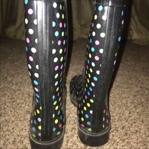 Rain boots